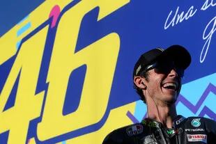 La sonrisa de Valentino Rossi; el múltiple campeón tuvo una despedida inolvidable de las pistas