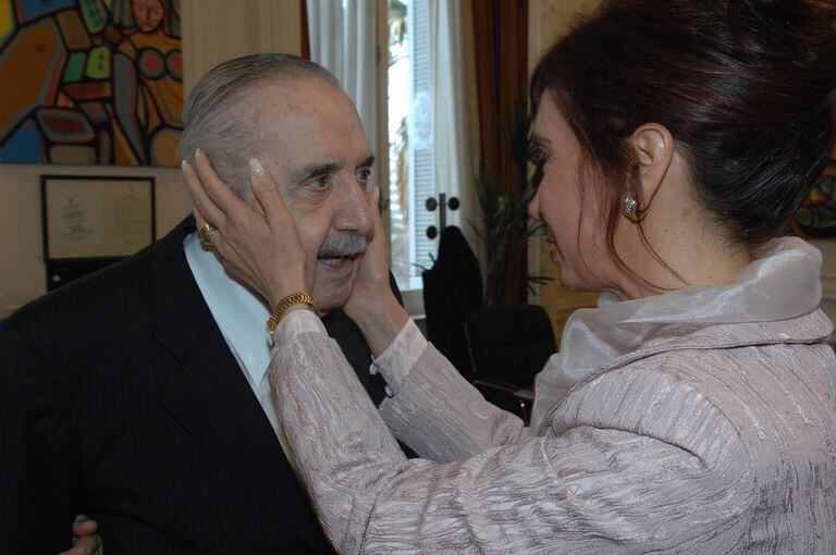 El homenaje de Cristina Kirchner a Alfonsín a 10 años de su fallecimiento