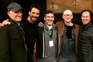Lorca Massine, Igor Yebra, Julio Bocca, Francesco Ventriglia y Charles Jude, antes del estreno de la Noche francesa