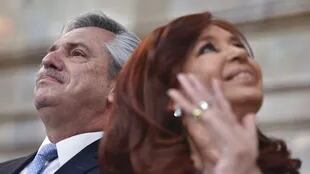 Alberto Fernández y su vice, Cristina Fernández de Kirchner, asumieron tres meses antes de la llegada del coronavirus a Argentina