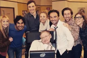 Los actores de The Big Bang Theory despidieron a Stephen Hawking