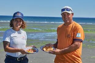 Antonella And Beto With Their Most Popular Dishes