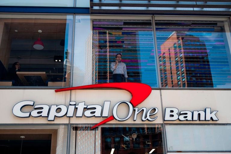 EE.UU.: roban los datos de 100 millones de clientes del banco Capital One