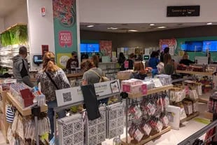 Antes del cierre por la segunda ola de coronavirus, la tienda de Falabella ubicada en el shopping Unicenter se encontraba de liquidación
