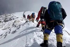 Coronavirus: China suspende expediciones al Everest para evitar contagios
