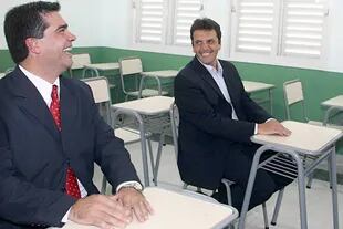 Jorge Capitanich y Sergio Massa, a pura sonrisas, en 2008, cuando el chaqueño era gobernador y el tigrense, jefe de Gabinete