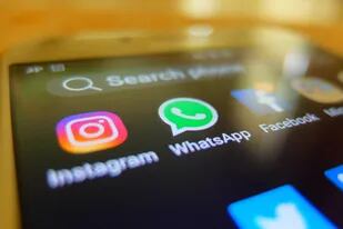 ¿Cuánto dinero pierde Facebook con la caída de WhatsApp, Instagram y la red social?