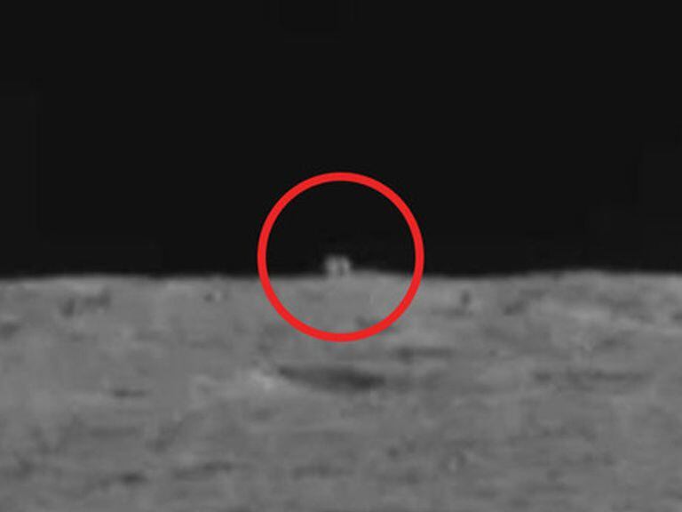 El vehículo chino Yutu-2 detectó una "cabaña misteriosa" en el horizonte de la cara oculta de la Luna