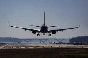 El cambio climático y un riesgo inesperado: mayor peligro de turbulencias en los vuelos