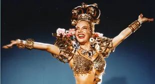 Carmen Miranda vivió una doble vida, llena de éxitos económicos pero con constantes angustias personales.