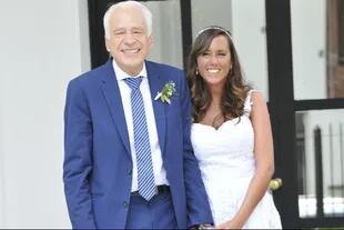Alberto Cormillot, de 81 años, se casó con su colega, la nutricionista Estefanía Pasquiini, de 33, el domingo al mediodía en Villa Devoto