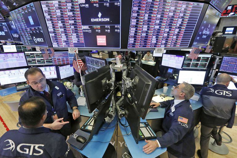 Las acciones en Wall Street subieron fuertemente, luego del desplome de las semanas iniciales de la cuarentena