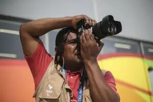 João Maia, el fotógrafo ciego que rompe los moldes en los Juegos Paralímpicos