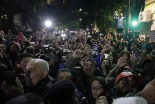 La manifestación kirchnerista en Juncal y Uruguay
