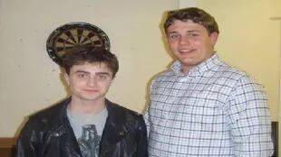 Robert Arthur Knox junto con el actor principal de Harry Potter, Daniel Radcliffe