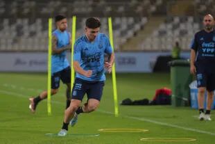 Julián Álvarez se perfila como titular en el amistoso de la selección argentina contra Emiratos Árabes