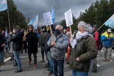 Villa Mascardi. Nueva marcha y reclamos al Gobierno por la ocupación mapuche