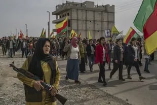 Mujeres de Rojava, nombre kurdo para la Federación Democrática del Norte de Siria.