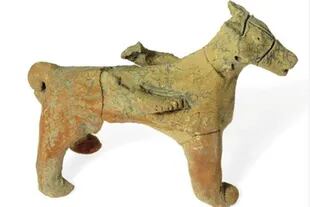 Uno de los argumentos del arqueólogo para fundamentar su teoría es que las piezas fueron encontradas junto a caballos de arcilla, que podrían hacer referencia a la imagen bíblica de un Dios que llega montado en el animal