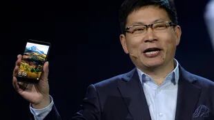 Una edición especial del Huawei Mate 9 reemplaza el asistente de Google por el de Amazon