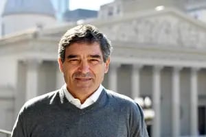 La carta completa que publicó Fernán Quirós tras bajar su candidatura