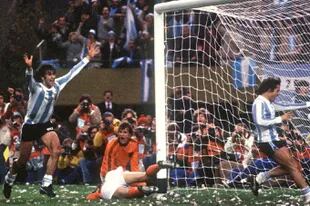 Mario Alberto Kempes en la final de la copa del mundo Argentina 1978 frente a Holanda
