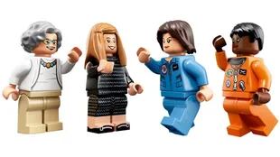 En 2017, Sally Ride, Mae Jemison, Nancy Grace Roman y Margaret Hamilton, "Mujeres de NASA", fueron las 4 científicas inmortalizadas en juguetes Lego