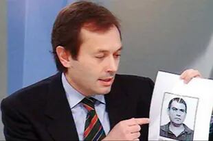 Cuando era ministro de Justicia de Kirchner, Gustavo Beliz mostró una foto de Stiuso en televisión y tuvo que renuncia