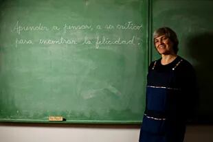  Stelman enseña a chicos de cuatro grado en una escuela en La Plata