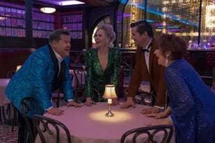 James Corden, Nicole Kidman, Andrew Rannel y Meryl Streep en El baile