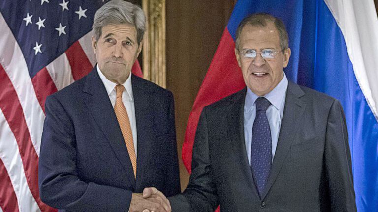 Kerry y Lavrov se vieron por primera vez desde que comenzó la ofensiva rusa