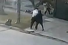 Un policía de civil le disparó en la cara a un motochorro cuando intentaba asaltar a una abuela
