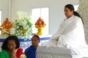 Detienen por violencia, violación y secuestro al “Buda boy”,  un popular gurú espiritual con miles de seguidores
