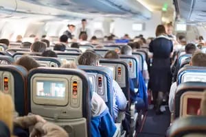 Las cinco claves para reducir los efectos de los viajes en avión