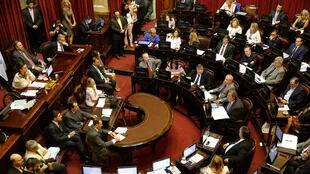 Holdouts: con apoyo del PJ, el oficialismo espera aprobar la ley tras una larga sesión en el Senado