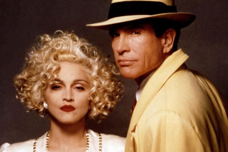 Madonna y Warren Beatty como Breathless Mahoney y Dick Tracy; la cantante ganó el Oscar por la composición original de Steven Sondheim para el film