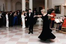 El día en que John Travolta acompañó a Lady Di en un baile que pasó a la historia