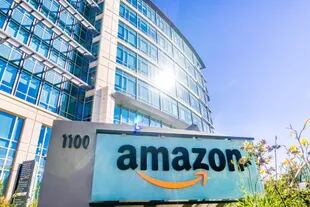 Amazon busca insertarse a otros modelos de comercio minorista