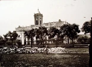 La Municipalidad de Belgrano (hoy Museo Sarmiento) fue donde se firmó la ley de federalización de la Ciudad de Buenos Aires.