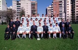 Los Pumas, en la foto oficial en el Belgrano Athletic antes del viaje a Gales, ya con Alex Willie como coach