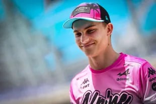 Oscar Piastri, el australiano de la Academia de Renault que se consagró campeón en la Fórmula 2 en 2021 y es piloto de reserva en el actual curso; el joven talentoso aspira a ganarse una butaca en Alpine para la próxima temporada