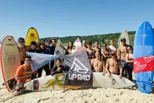 Brasil, Chile, Costa Rica o Mar del Plata son los destinos elegidos por el equipo de Surftraining para sus viajes de práctica