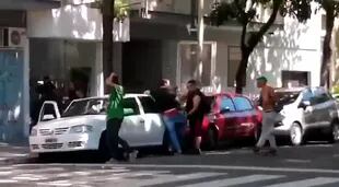 El ataque sexual se registró dentro de un vehículo estacionado en Serrano al 1300