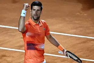 Novak Djokovic le ganó a Auger-Aliassime, alcanzó las semifinales de Roma y se lanza a París