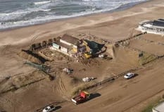 Demolieron uno de los últimos balnearios de hormigón que quedan en el paseo costero