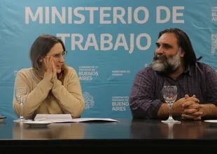 Mara Ruiz Malec, exministra de trabajo de la provincia de Buenos Aires, y Roberto Baradel