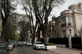El "Barrio Parque de Belgrano" tiene mansiones de hasta US$6 millones y el pasaje más europeo de Buenos Aires