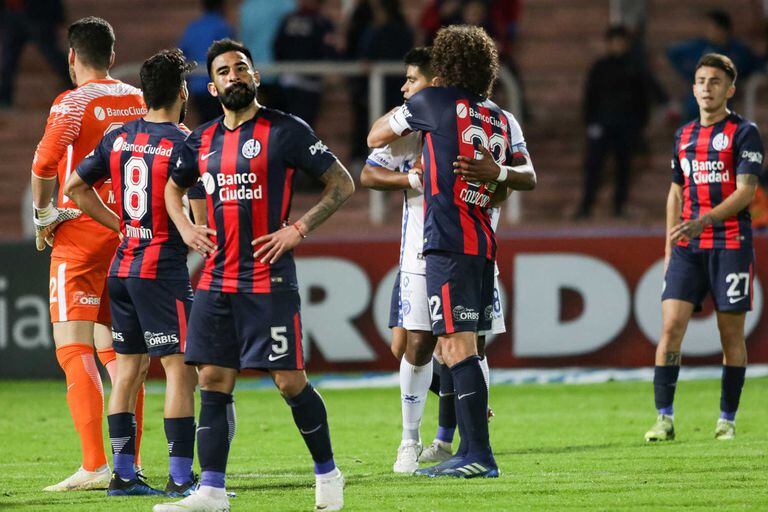Sufre en defensa y no encuentra el gol: San Lorenzo no gana en la Superliga