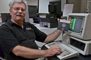 Dave Bradley, inventor del Control-Alt-Delete, el comando para reiniciar la PC cuando el sistema operativo fallaba