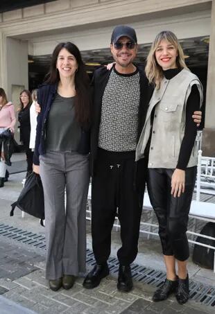Paula Robles, Marcelo Tinelli y Lorena Ceriscioli, dueña de Lo Management, la agencia que representa a Juana